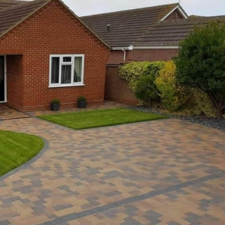 Castlepave Smooth Paving Block 60mm Chestnut 3 Size Mixed Pack 8m2